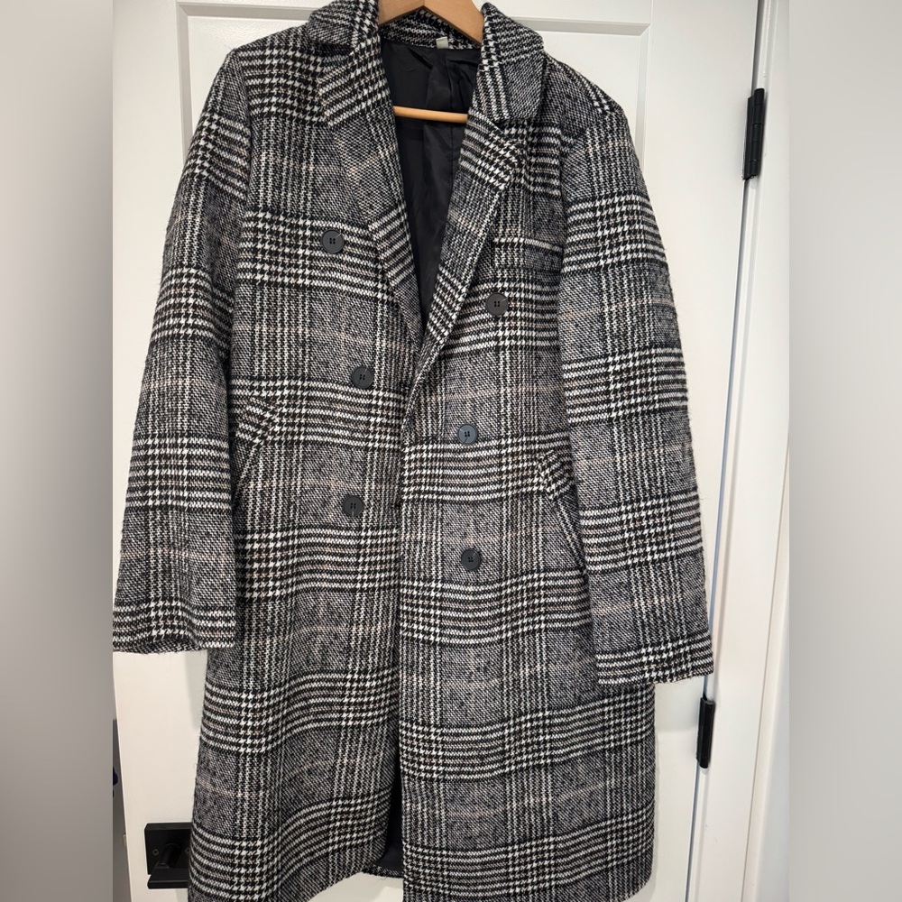 Source Unknown Black and White Checkered Trench Coat